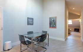 Urbe10 Angel Suites Apartment 4B